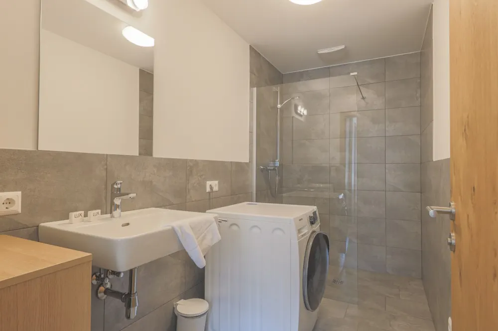 KITZIMMO-exklusives Apartment in Neukirchen kaufen.