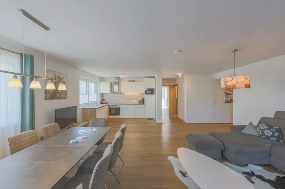 KITZIMMO-exklusives Apartment in Neukirchen kaufen.