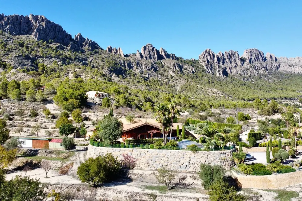 Luxus-Finca in Spanien kaufen - Immobilien KITZIMMO
