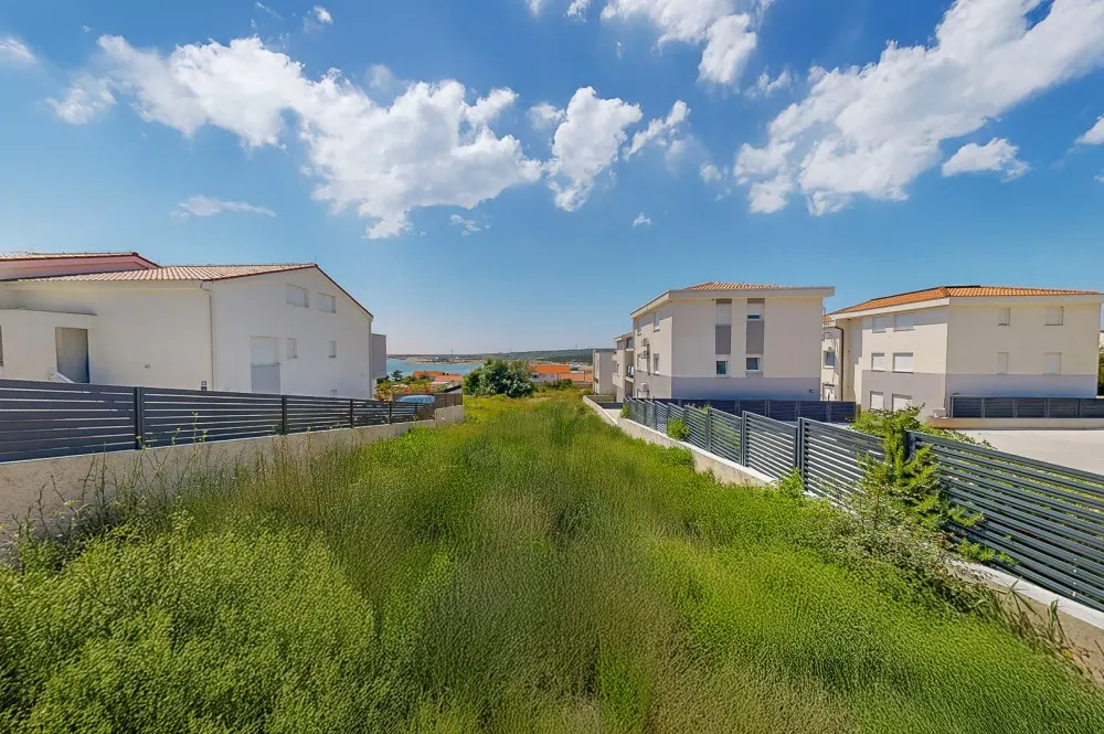 KITZIMMO-Grundstück mit Meerblick & Baugenehmigung für ein Apartmenthaus - Immobilien Kroatien.