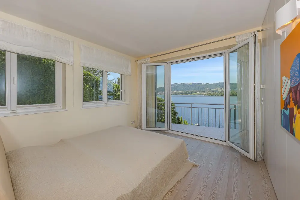 KITZIMMO-Exklusive Villa mit Pool am Traunsee kaufen - Immobilien Gmunden.