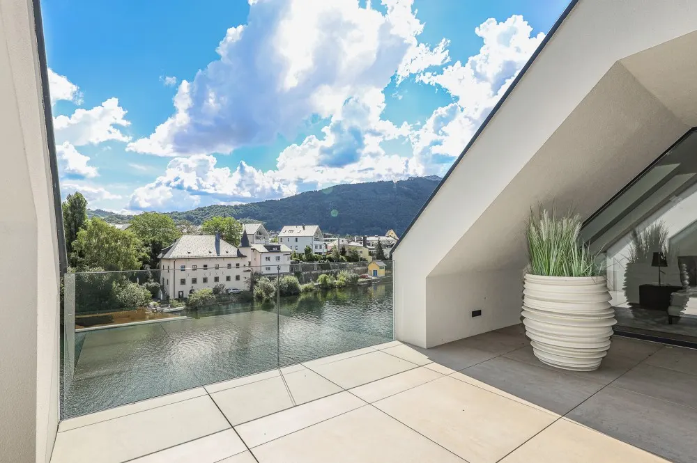 KITZIMMO-International-Luxuspenthouse Gmunden Traunsee kaufen Immobilien Oberösterreich.