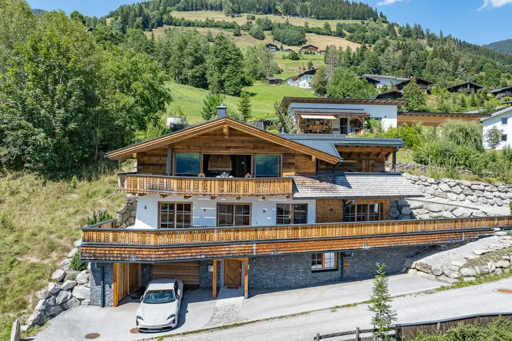 KITZIMMO-Exklusives Chalet am Sonnberg mit Panorama-Ausblick - Immobilien Zell am See.