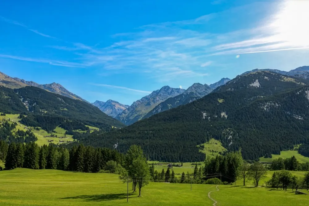 KITZIMMO-Luxus-Apartmenthaus in einzigartiger Top-Sonnenlage kaufen - Immobilien Hollersbach.