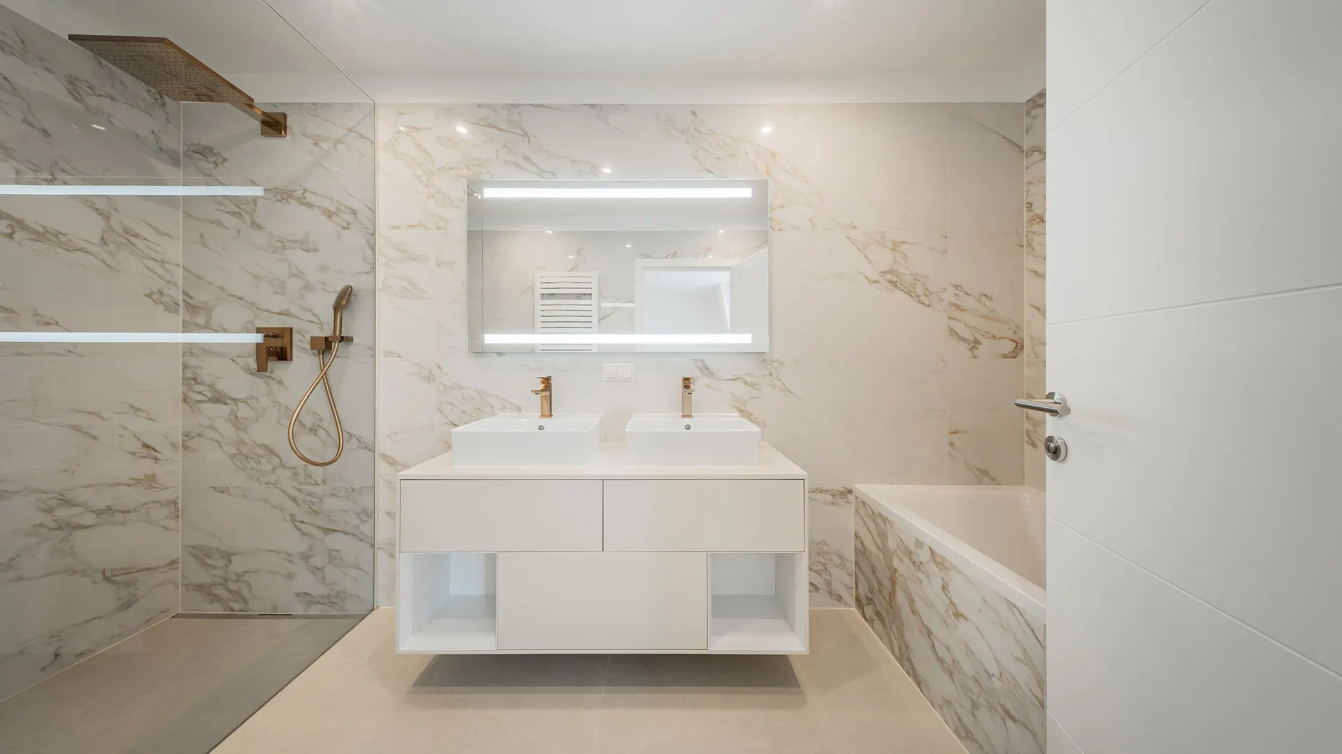 KITZIMMO-Luxus-Dachgeschosswohnung kaufen - Immobilien Wien.