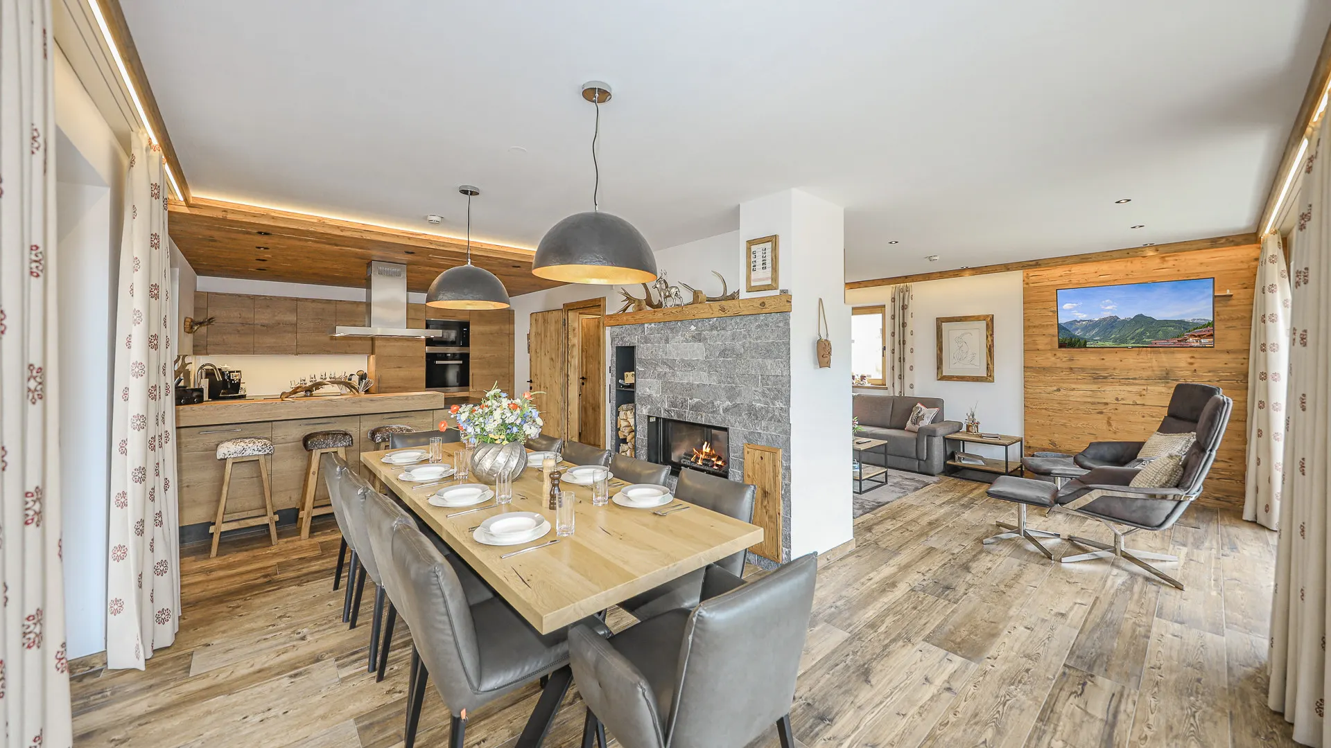 KITZIMMO-Exklusives Nationalpark Chalet in sonniger Ruhelage - Immobilien Neukirchen.