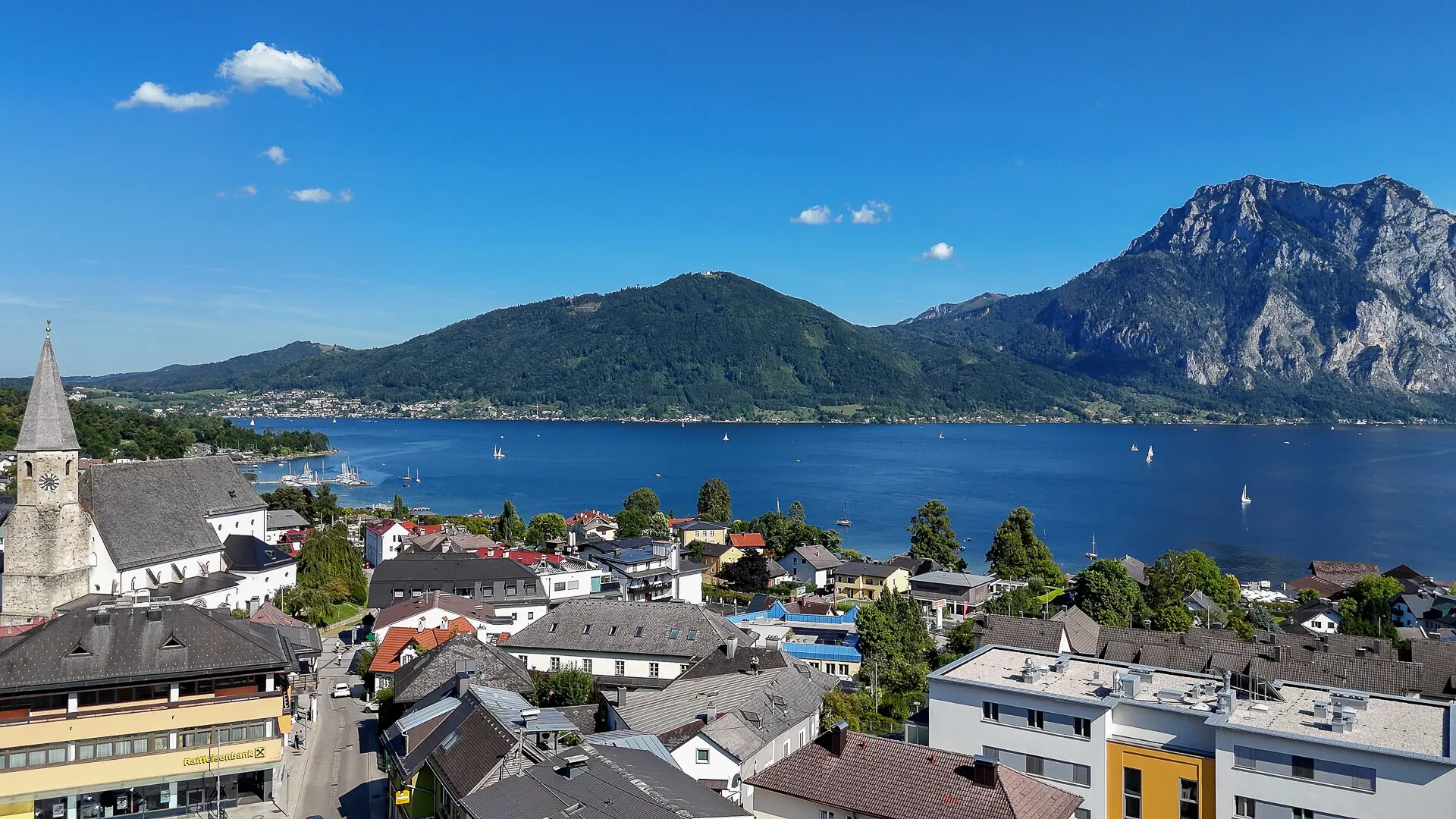 KITZIMMO-Einzigartiges Luxuspenthouse mit Seeblick - Immobilien Altmünster.