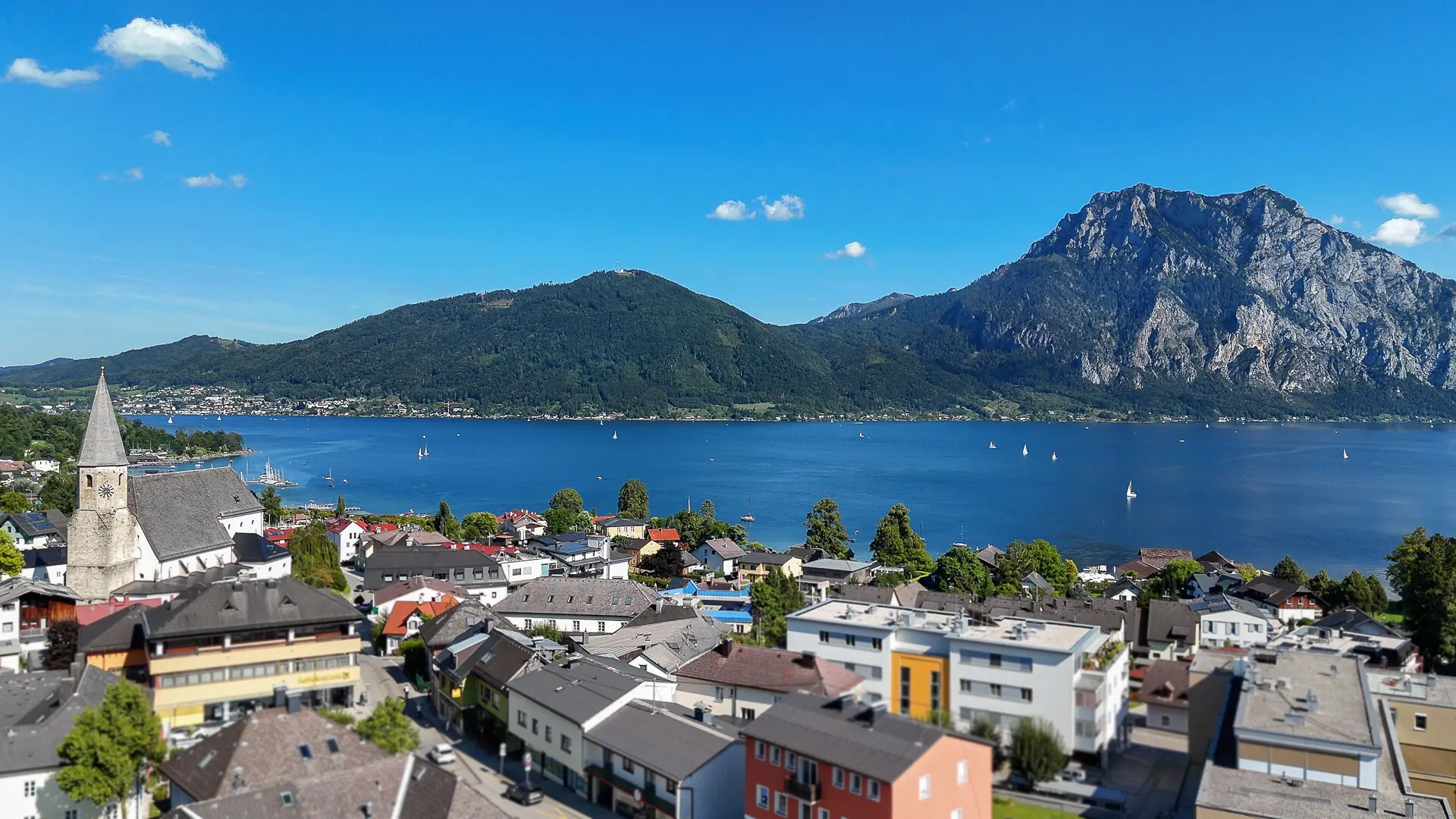 KITZIMMO-Einzigartiges Luxuspenthouse mit Seeblick - Immobilien Altmünster.