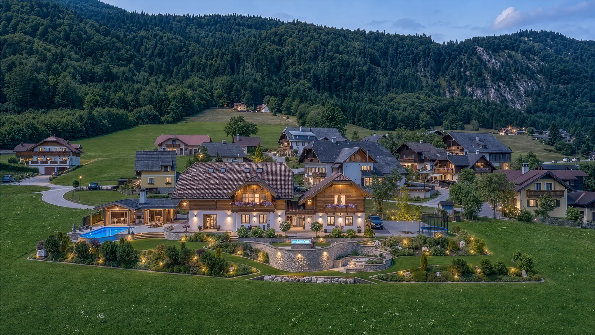 KITZIMMO-Einzigartige Landhausvilla mit Pool und unverbaubarem Seeblick - Immobilien St. Gilgen.