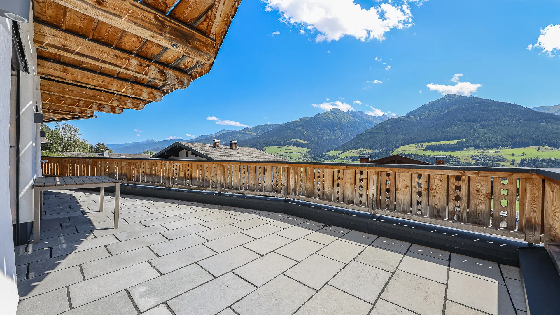KITZIMMO-Exklusives Chalet am Sonnberg mit Panorama-Ausblick - Immobilien Zell am See.