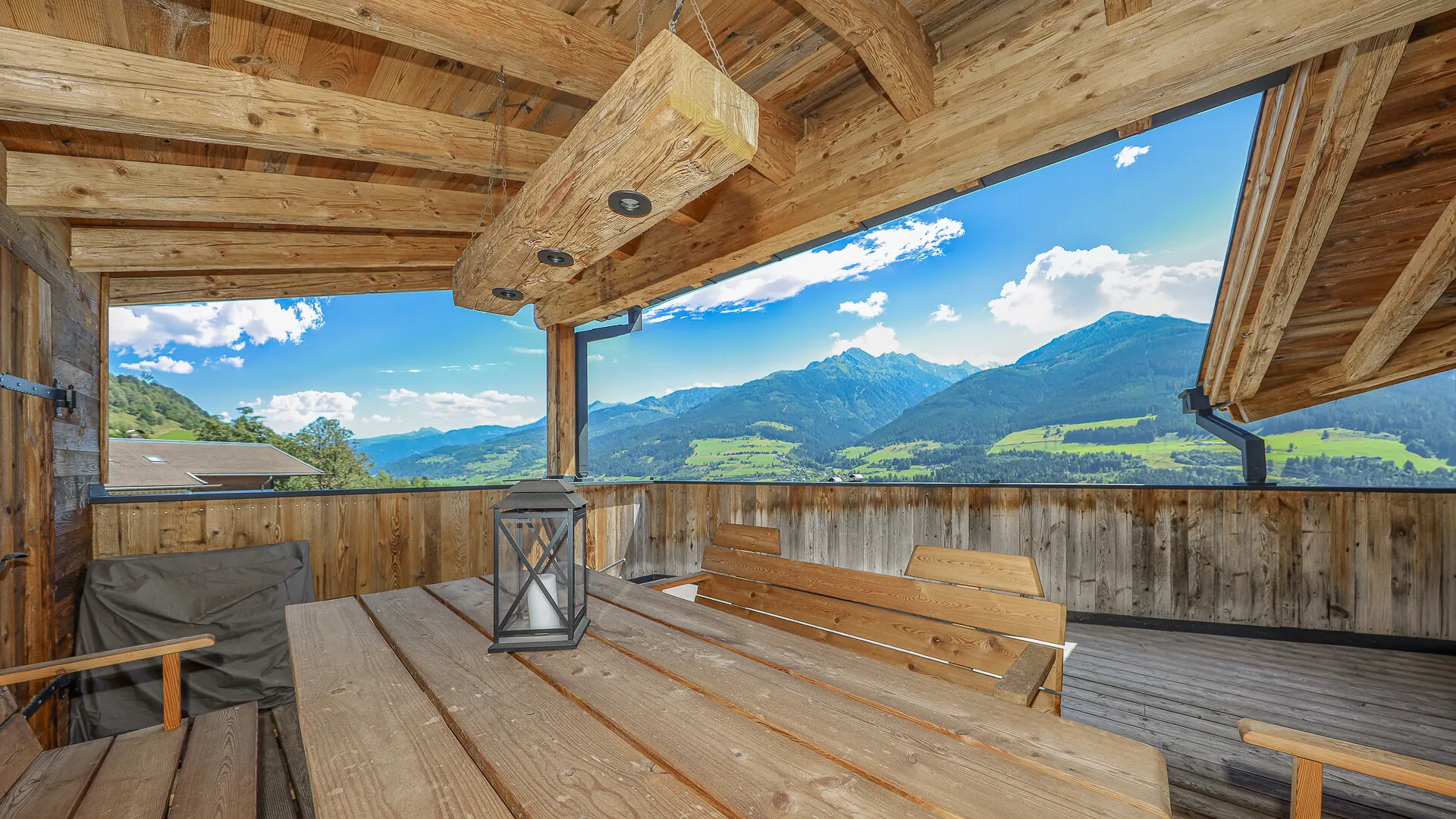 KITZIMMO-Exklusives Chalet am Sonnberg mit Panorama-Ausblick - Immobilien Zell am See.