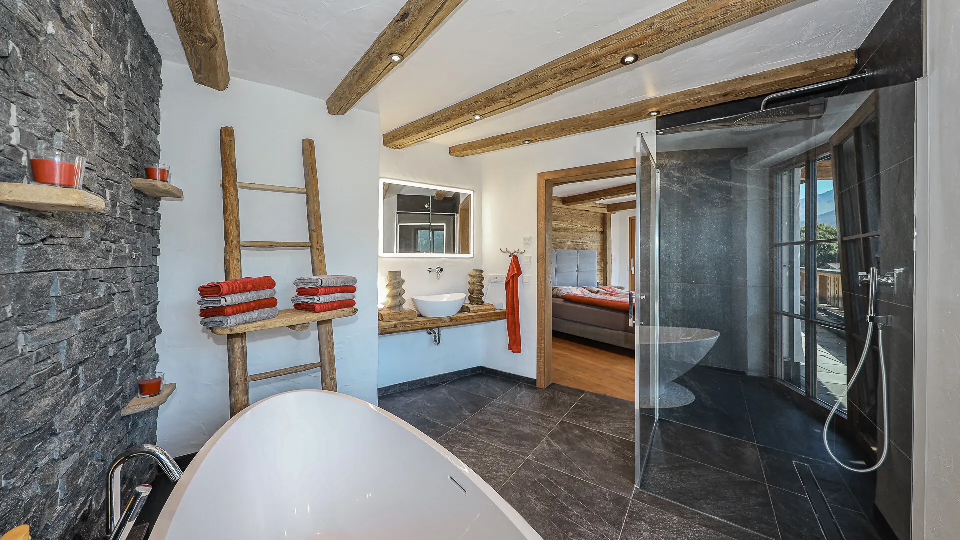 KITZIMMO-Exklusives Chalet am Sonnberg mit Panorama-Ausblick - Immobilien Zell am See.