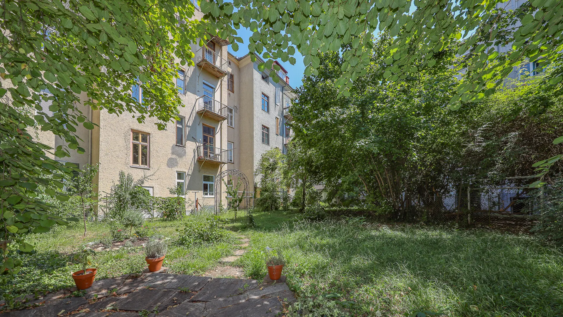 KITZIMMO-Stadthaus in Opernnähe kaufen - Immobilien Graz.