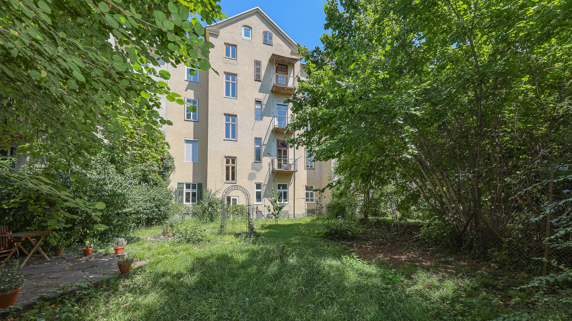 KITZIMMO-Stadthaus in Opernnähe kaufen - Immobilien Graz.