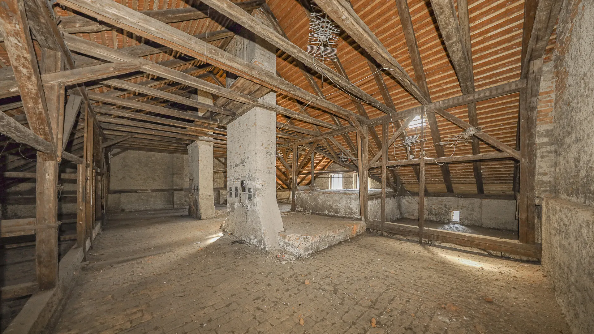 KITZIMMO-Stadthaus in Opernnähe kaufen - Immobilien Graz.