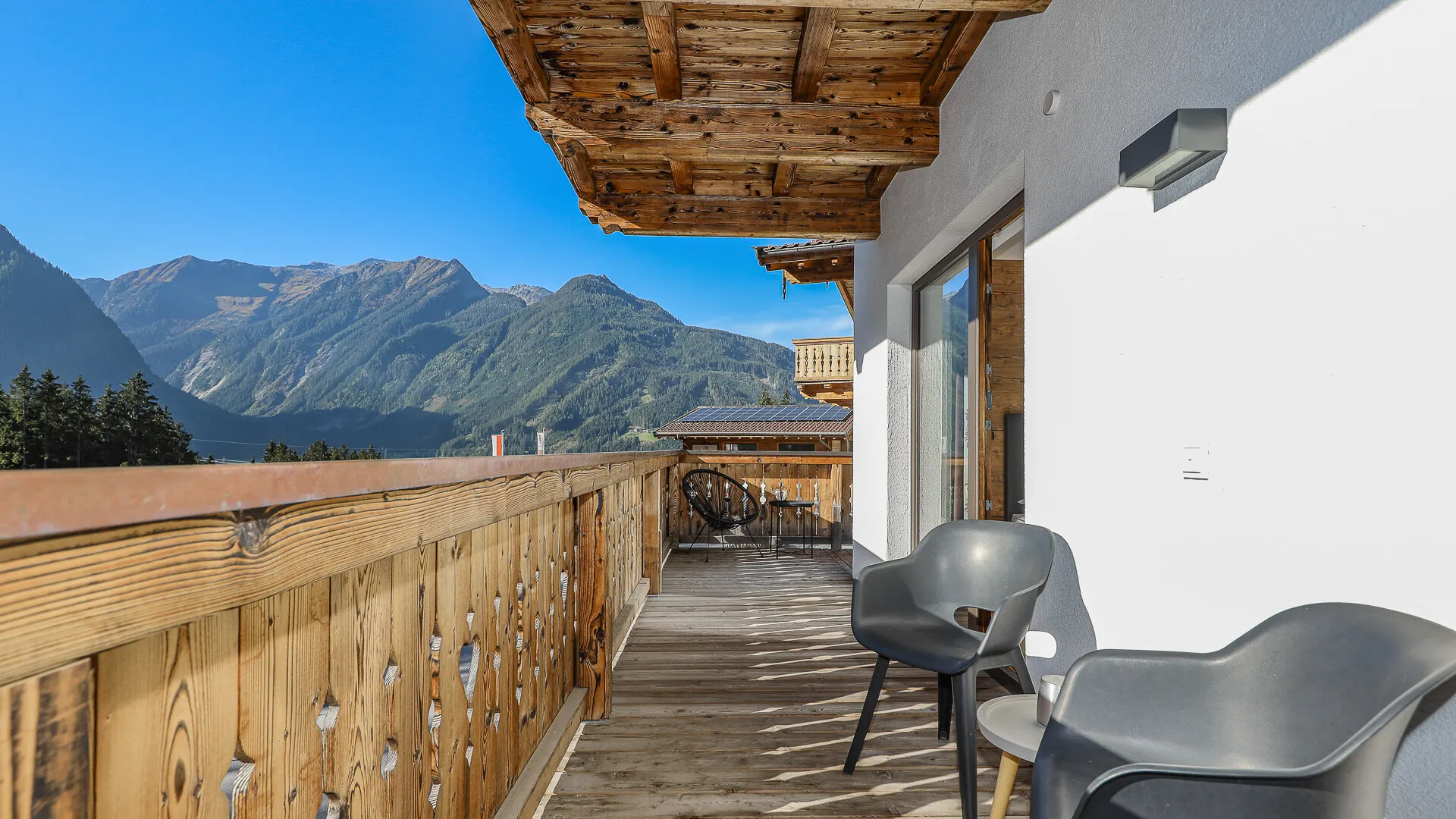 KITZIMMO-Exklusives Nationalpark Chalet in sonniger Ruhelage - Immobilien Neukirchen.
